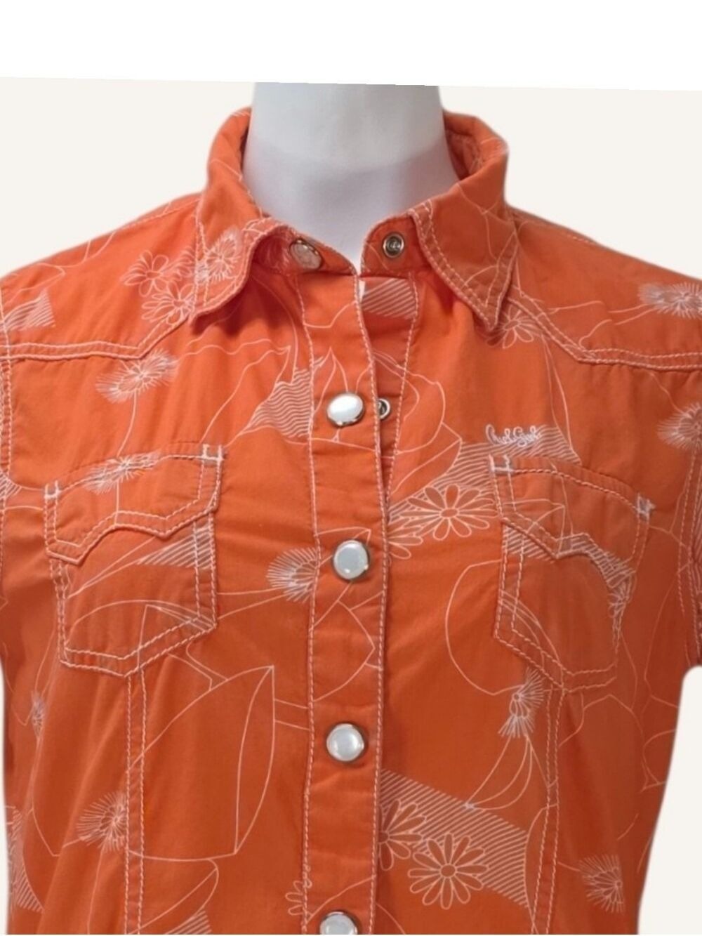 Cruel Girl M Orange White Floral Pearl Snap Western Rodeo Shirt EUC - Picture 6 of 12
